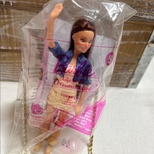 Barbie Life in the Dreamhouse Doll - Brown Hair